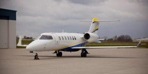 Learjet 40 view for Naples charter