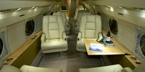 Gulfstream III / G3 cabin for Naples charter