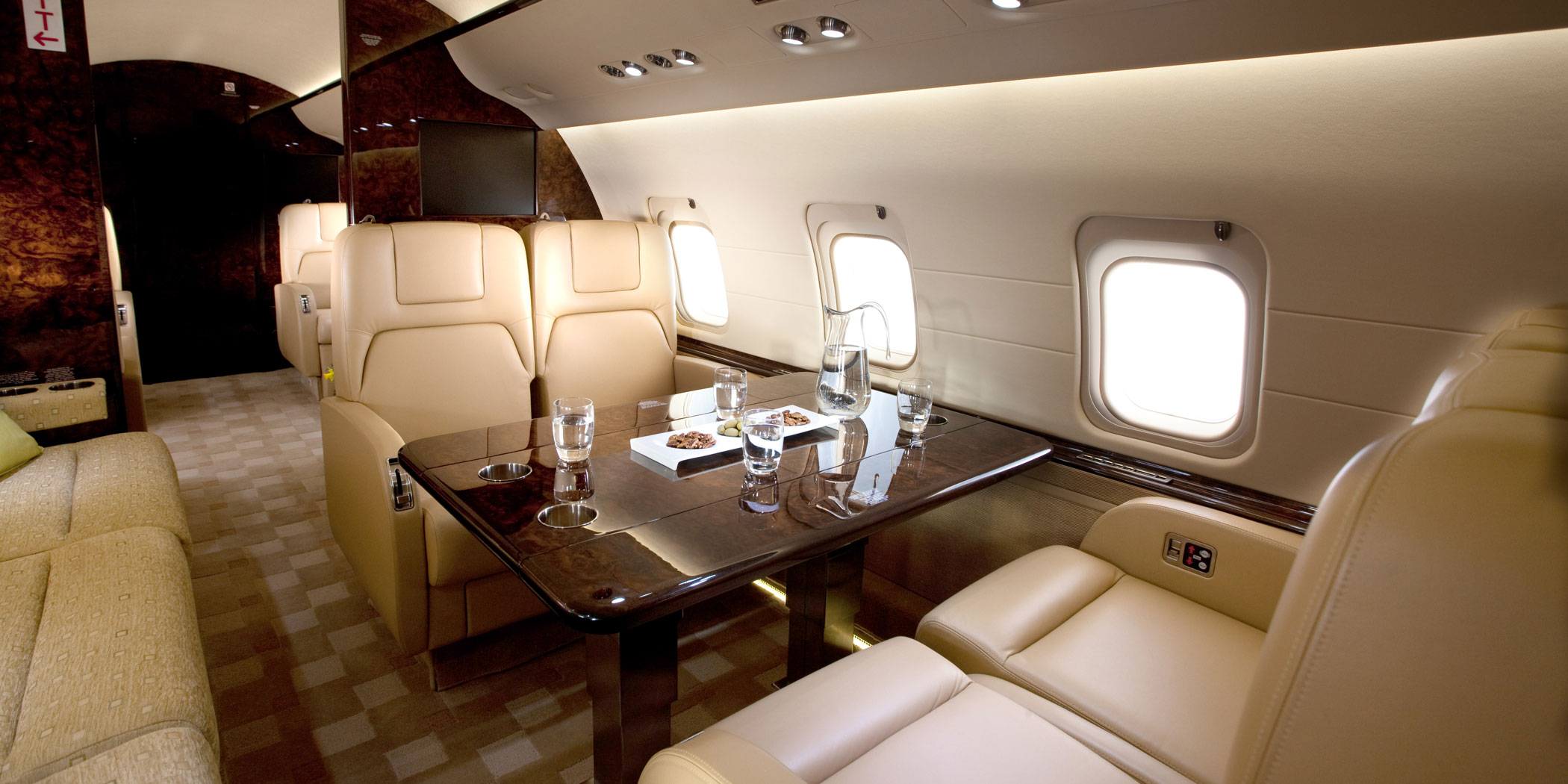 Challenger 850 cabin for Naples charter