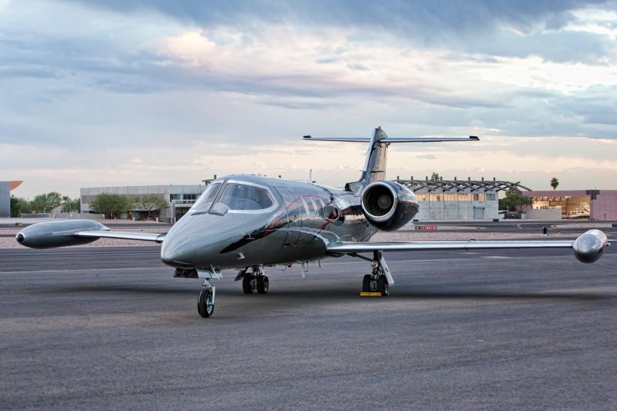 Learjet 35 view for Naples charter