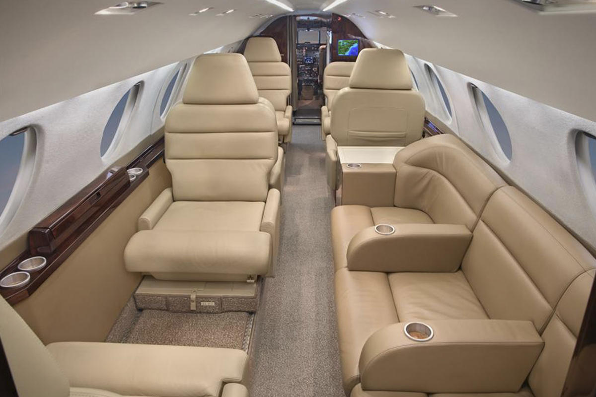 Falcon 20 cabin for Naples charter