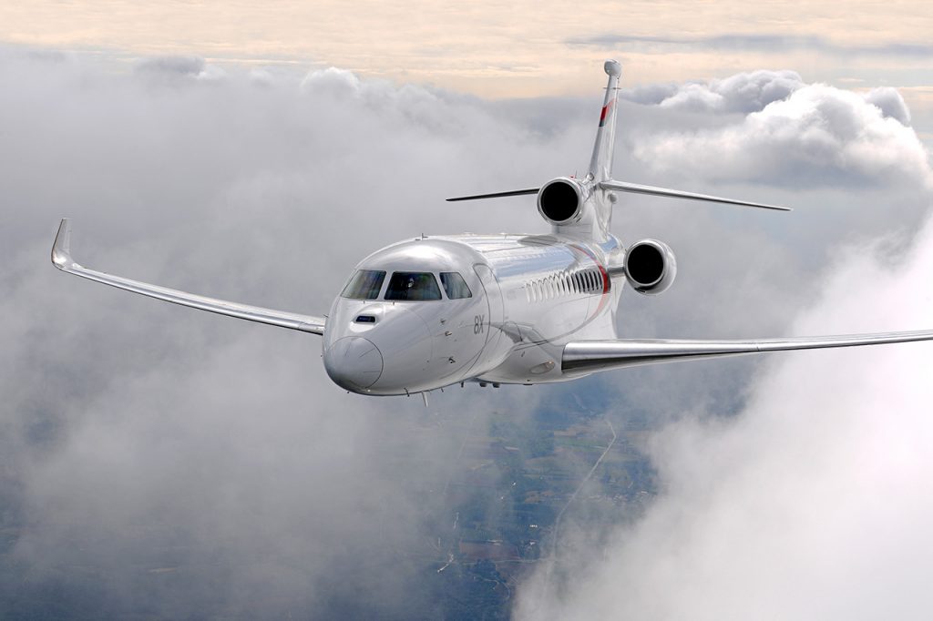 Dassault Falcon 8x long range jet for Naples charter