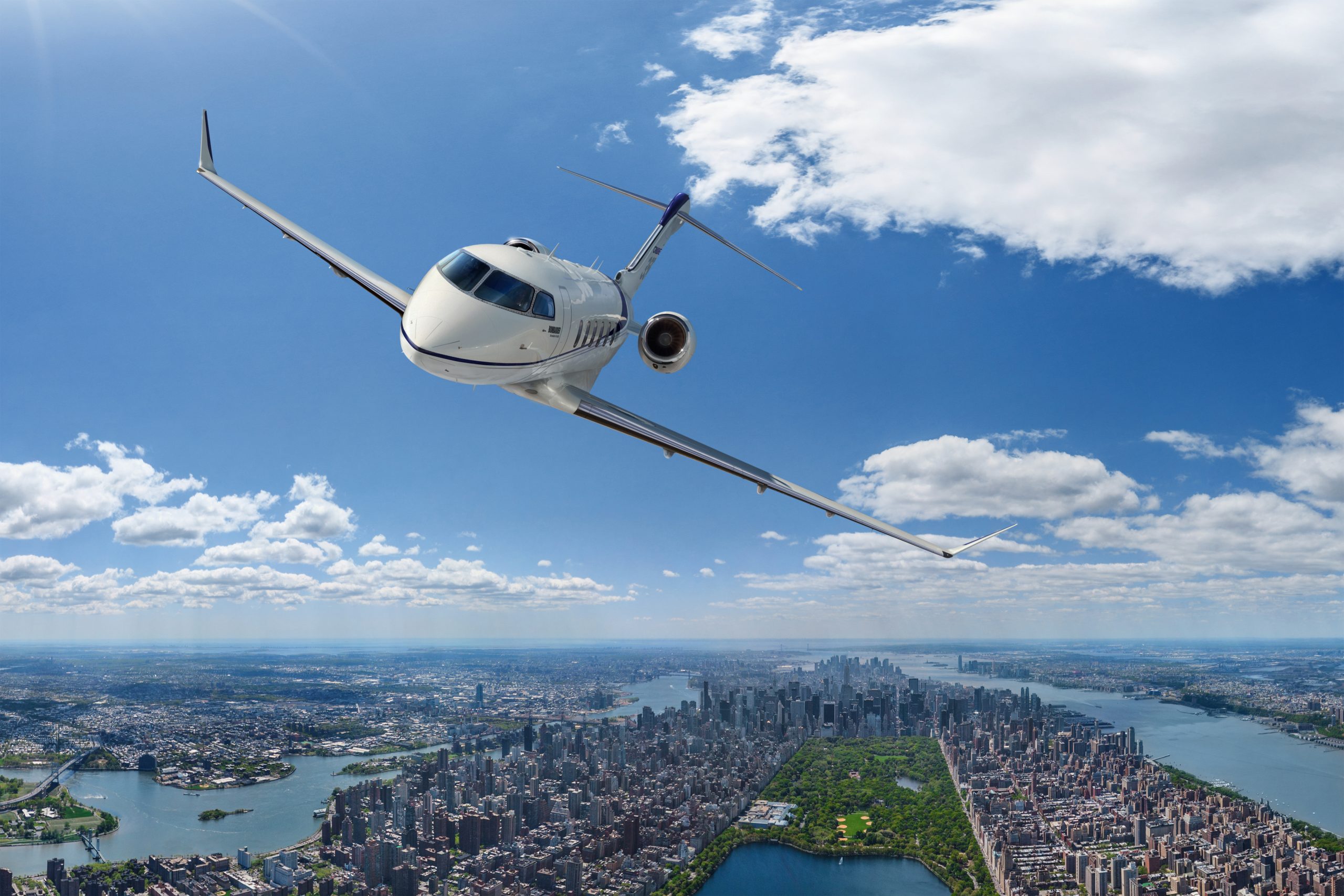 Bombardier Challenger 350 super midsize jet for Naples charter
