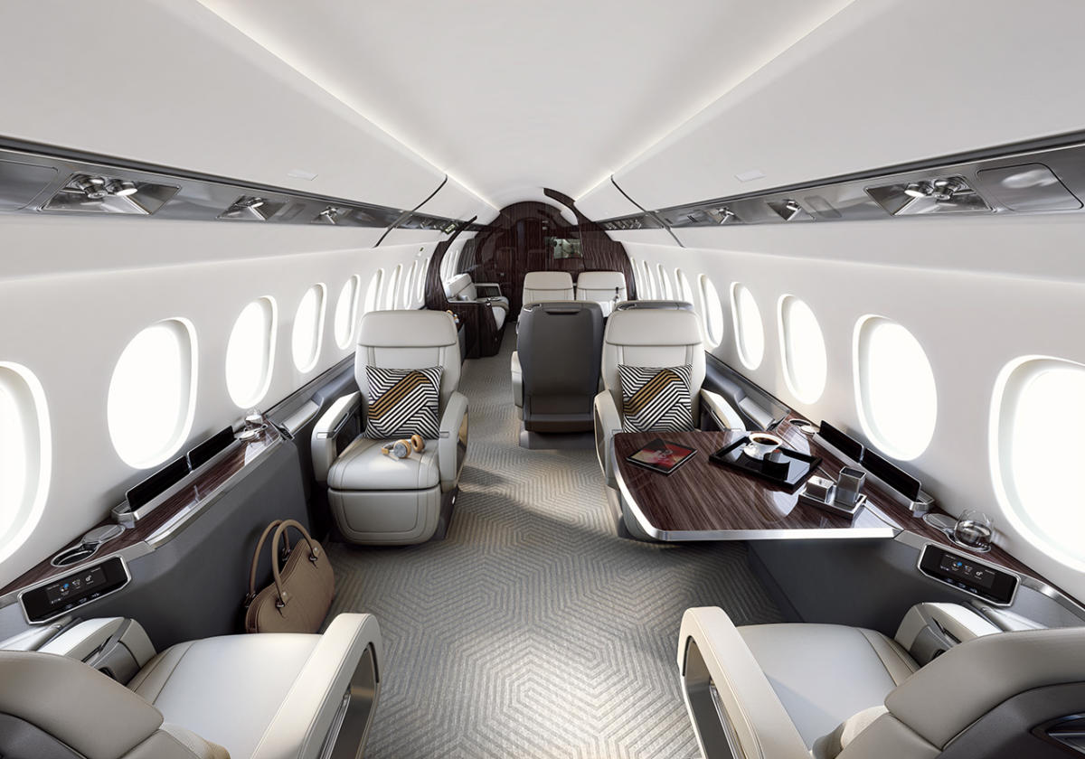 Dassault Falcon 6X cabin for Naples charter