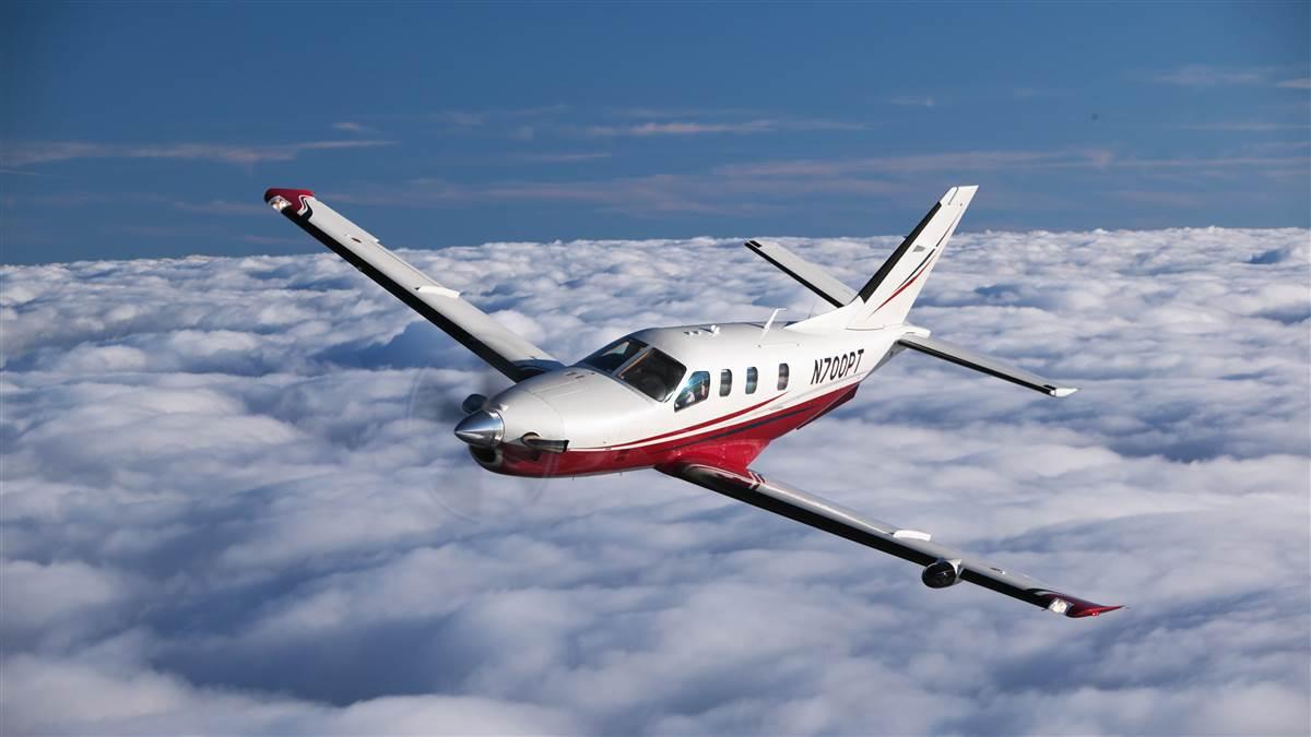 Socata TBM 700 turboprop for Naples charter