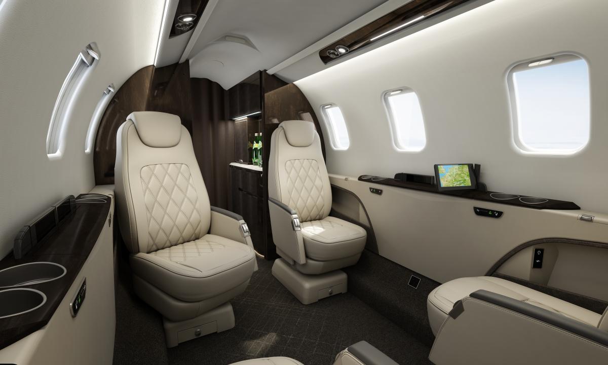 Learjet 75 view for Naples charter