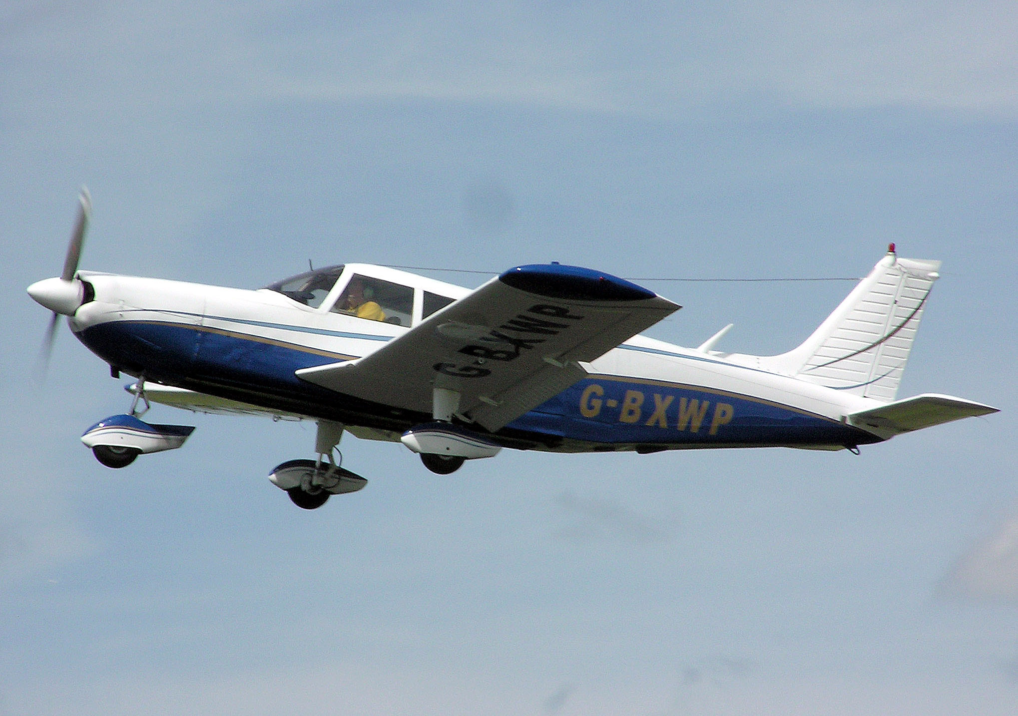 Piper Cherokee Six PA-32 piston for Naples charter